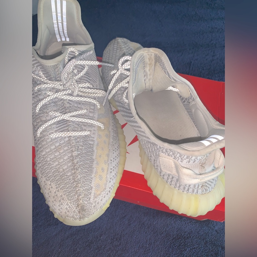 Yeezy boost 350 V2 size 13 condition 8/10